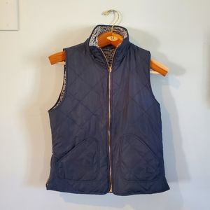 Reversible  vest zipper front pockets sherpa sz M no tags navy blue